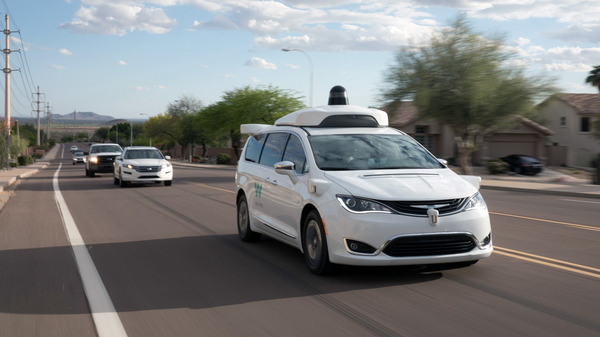 グーグル、自動運転車の公道テストを再開…新型コロナ対策を徹底