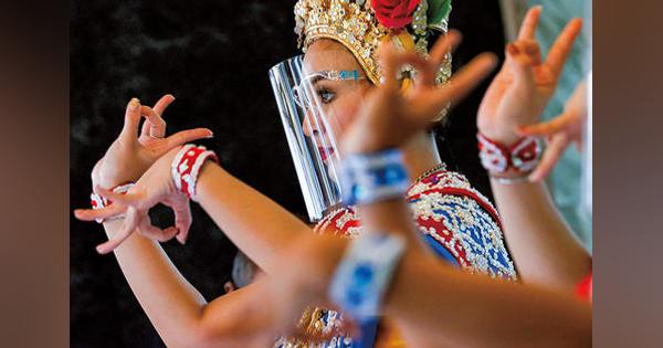 経済制限緩和のタイ、伝統舞踊も「コロナ仕様」で再始動