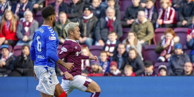 スコットランドは打ち切り サッカーのプレミアリーグ