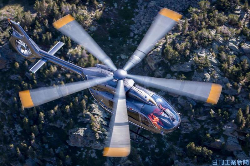 エアバスと共同開発した川崎重工の最新ヘリ、ホバリング機能の秘密