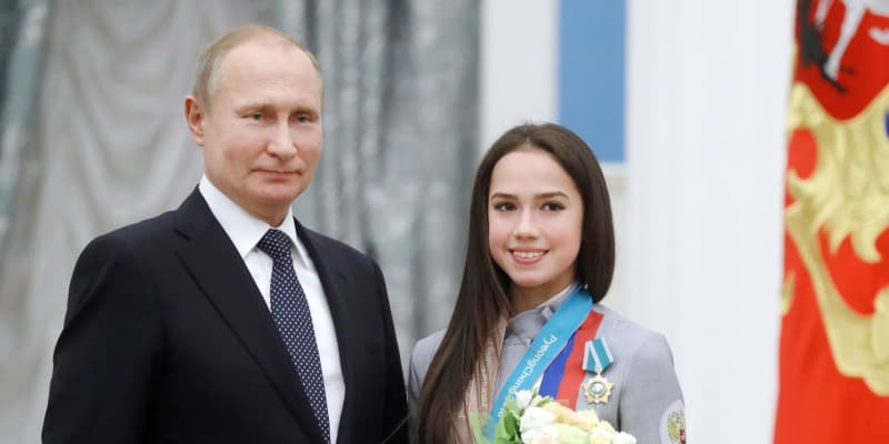 プーチン大統領、ザギトワに祝電　18歳の誕生日迎え