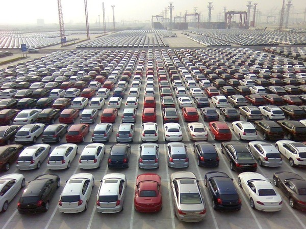 3月の世界新車販売台数、39％減の555万台…リーマン超えの大幅減少