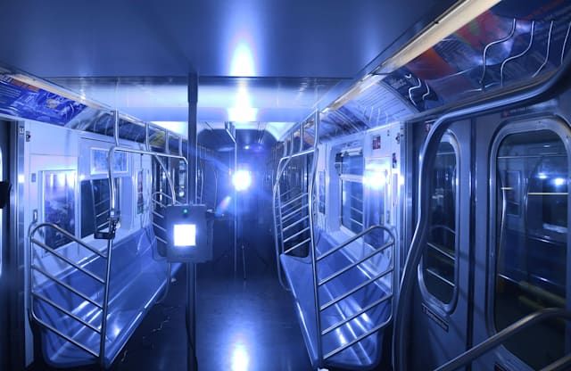 ニューヨーク市地下鉄、新型コロナ対策に100万ドル投じバス・鉄道の紫外線消毒を試験
