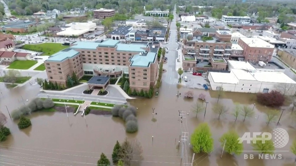動画：米ミシガンでダム2つ決壊 洪水で1万人超避難