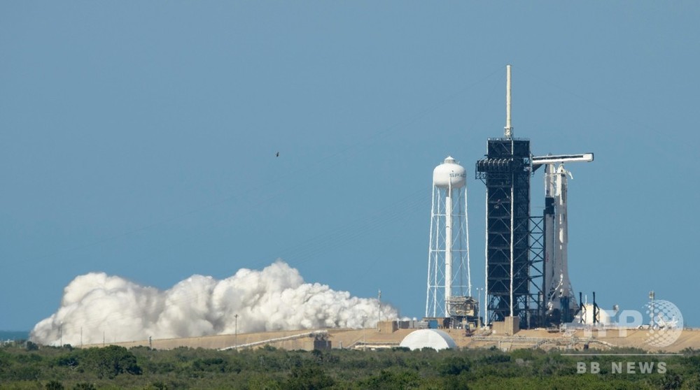 NASA、スペースX初の有人飛行を最終承認 27日打ち上げ