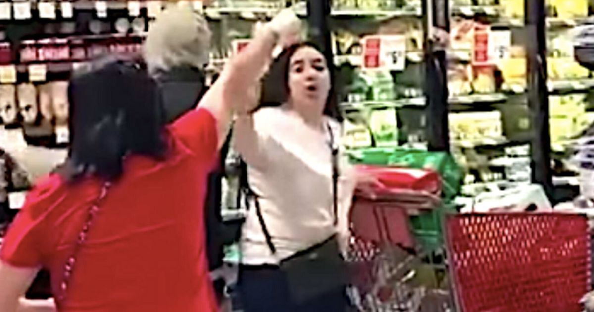 クソったれの豚め マスクしない買い物客を怒鳴って追い出す Nyのスーパーの動画が波紋