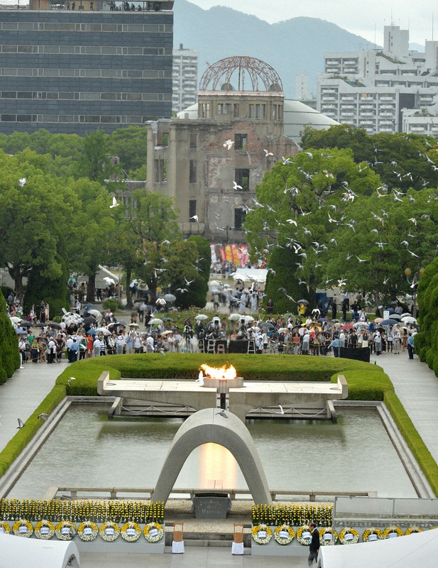 広島・長崎の平和式典、大幅縮小へ　参列者昨年の１割程度に　時間短縮も