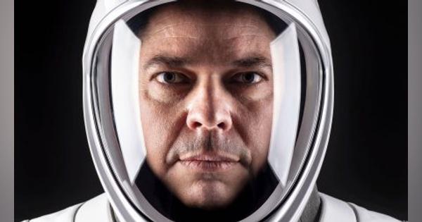 スペースXの宇宙服、デザインは『アベンジャーズ』の“あの人”だった | イーロン・マスクの注文は「タキシードみたいにしてくれ」