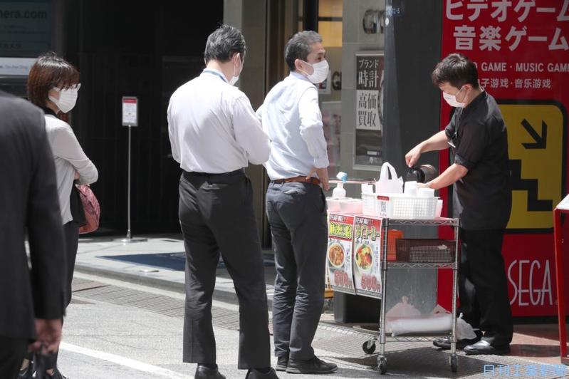 コロナ禍でも奮闘する飲食ベンチャー、「俺のフレンチ」デリバリーはアイデアから３週間で