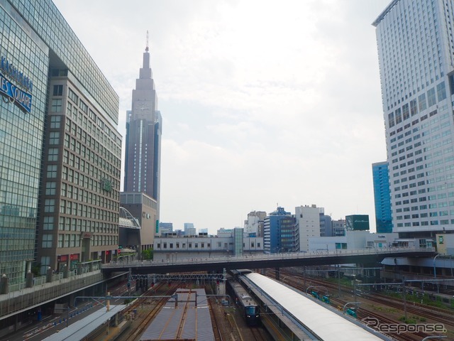 新宿駅、東西の通り抜けがフリーパスに…自由通路が供用へ