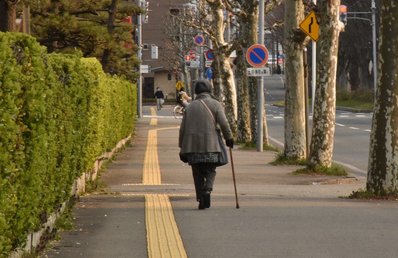 日本一眠る秋田　全国唯一の8時間超　高齢社会で早寝早起き　通勤時間も影響か