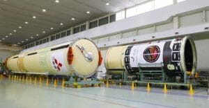 三菱重工、H-IIAロケット42号機のコア機体を出荷。7月にUAE火星探査機を打ち上げ