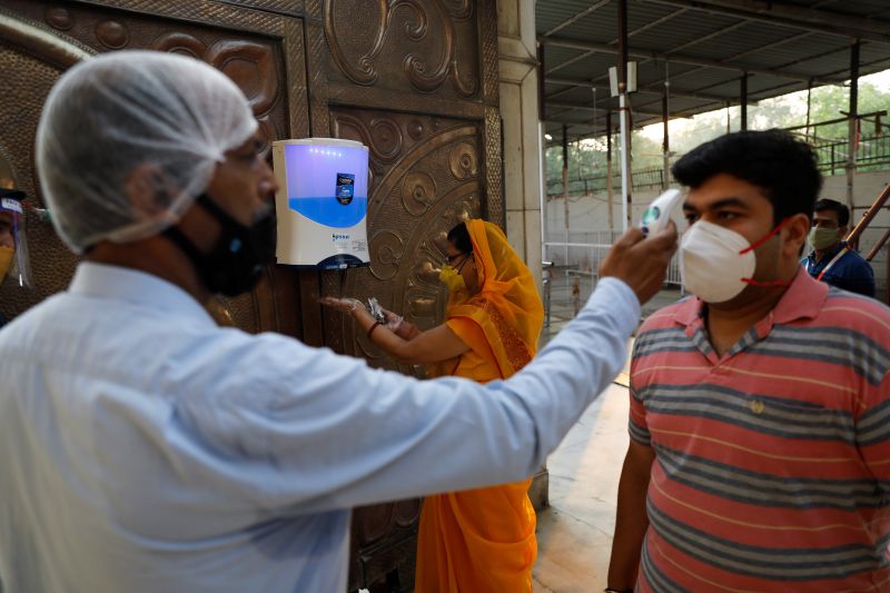インドのデリーで新型コロナ患者急増の恐れ、病床足りず