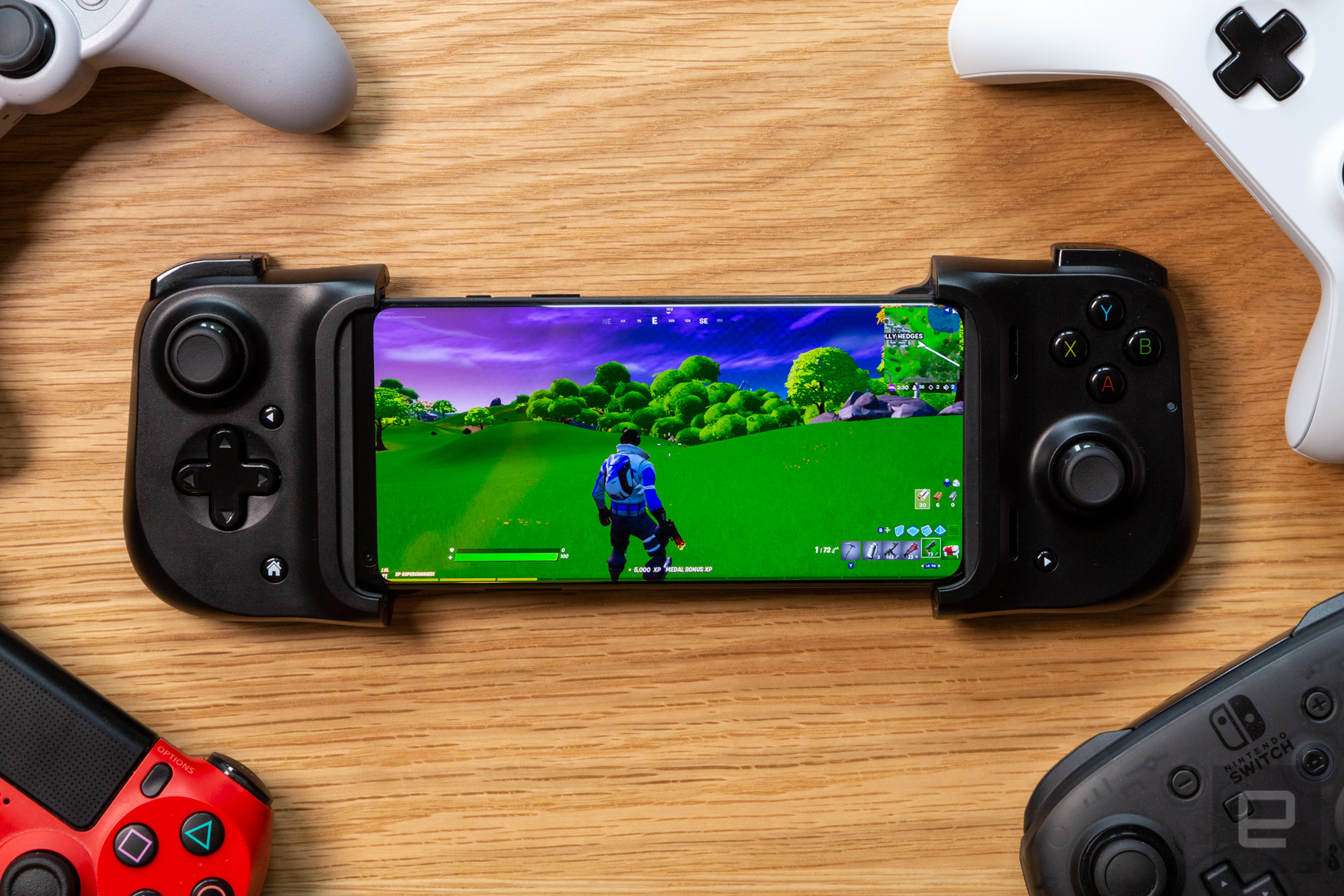 Razer、Android向けゲームコントローラー「Kishi」発売