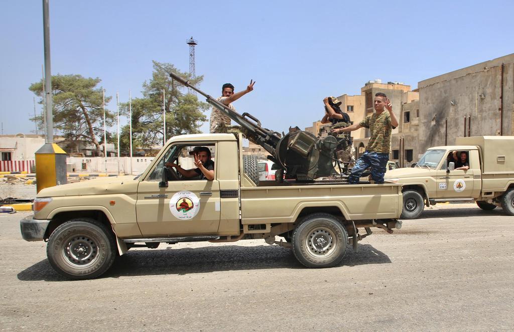 リビア内戦、停戦協議始まる