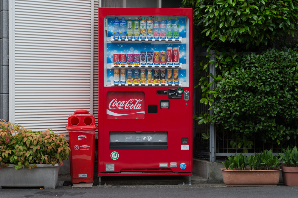 コカ・コーラの自動販売機が抗ウイルス・抗菌加工仕様に