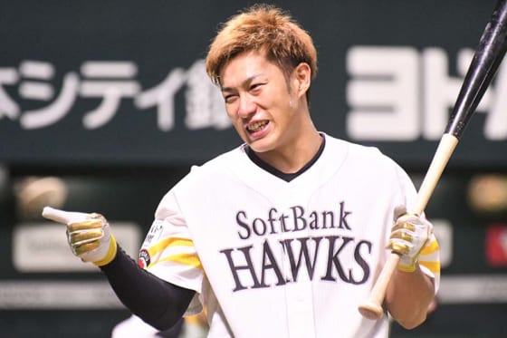 「意味分からない」「人間じゃない」　鷹・柳田、ファン驚愕“理解不能な”本塁打集