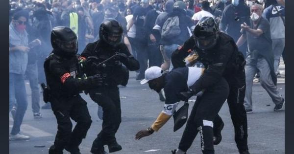 パリでも人種差別抗議集会、警察と衝突　催涙ガス使用 - BBCニュース