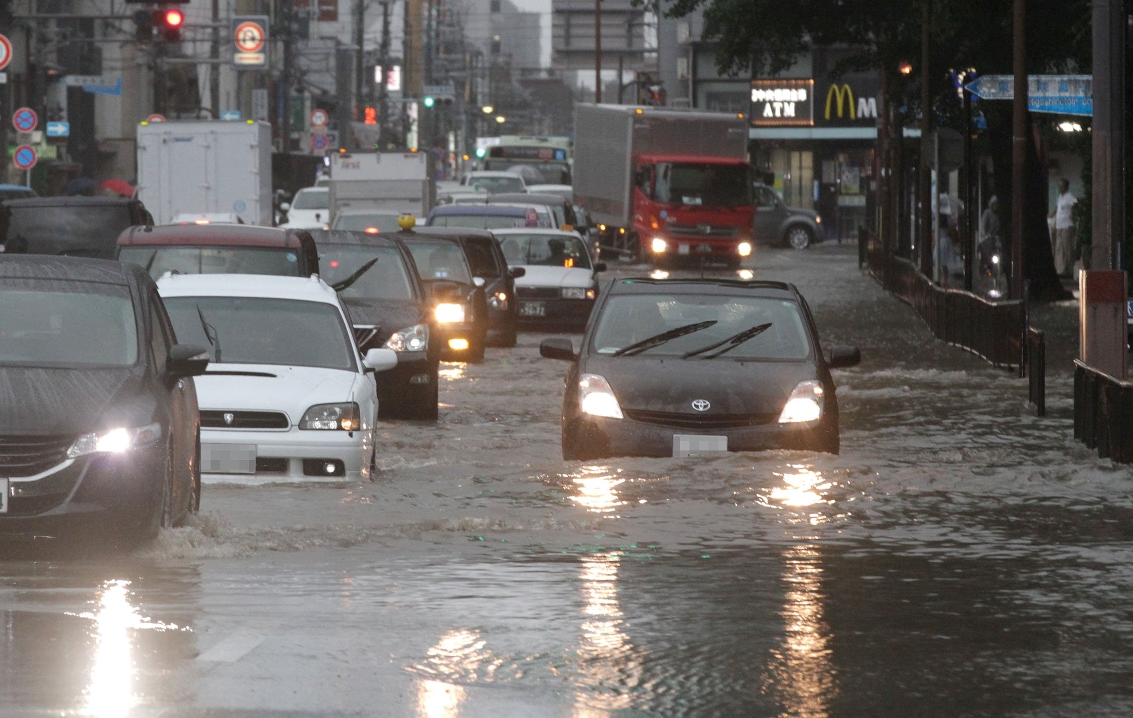 豪雨で車水没、アンダーパスのリスク　危険箇所を地図に　下京区役所