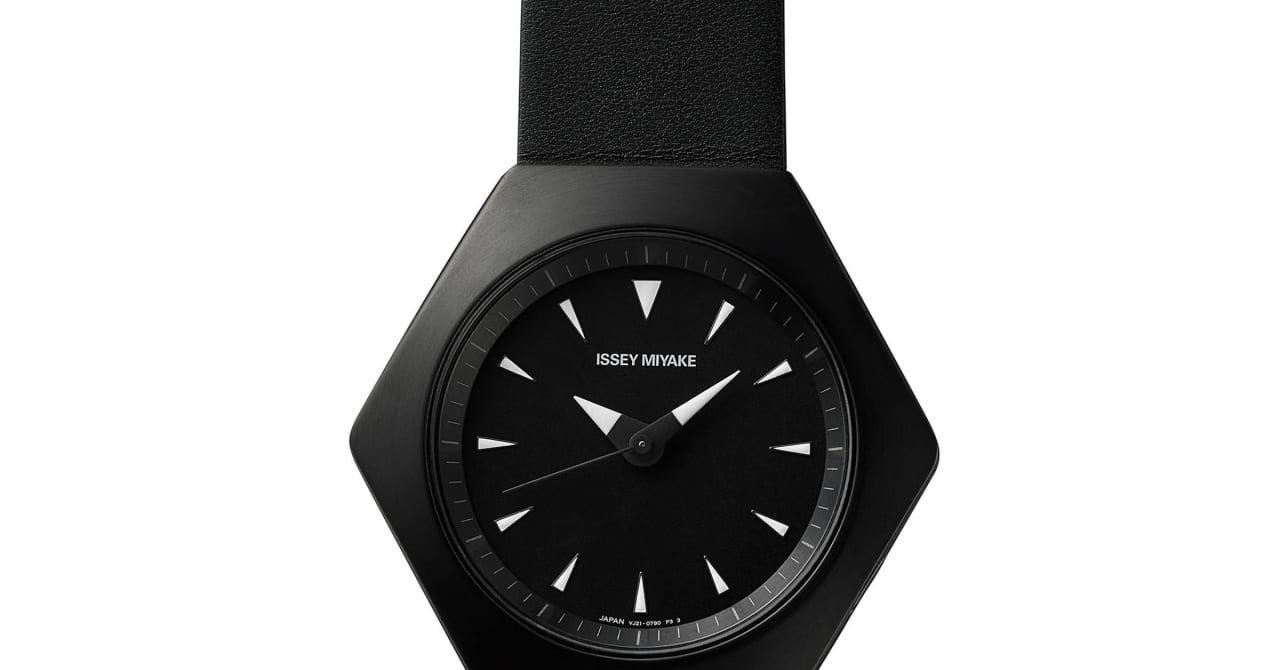 「イッセイ ミヤケ ウオッチ」六角形の新作腕時計を発売、コンスタンティン・グルチッチがデザイン