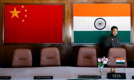 中国＝インド国境で軍事衝突　インド側兵士20人が死亡