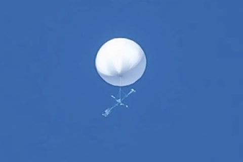 「UFO？」「気球かドローン」仙台上空の”謎の飛行物体”　許可なく飛ばしていいの？