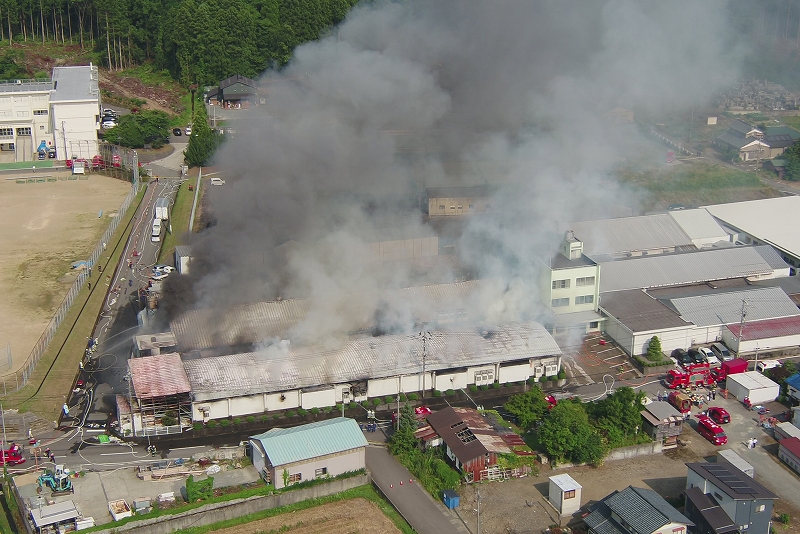 ４人犠牲の工場火災、原因特定至らず
