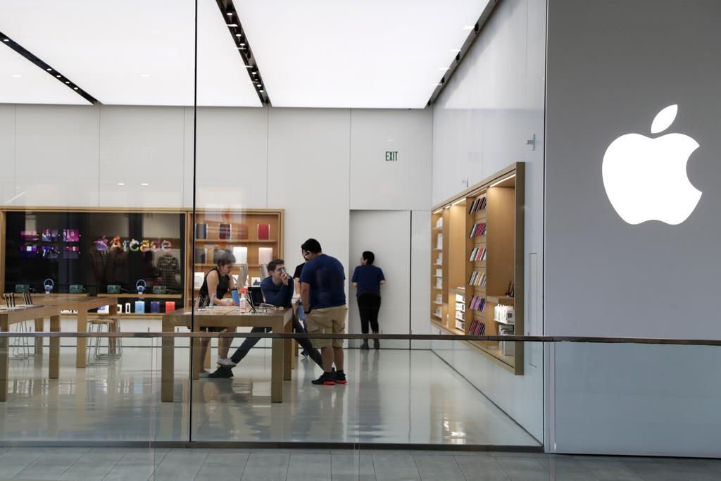 米アップルは再休業、新型コロナで店舗再開は一進一退