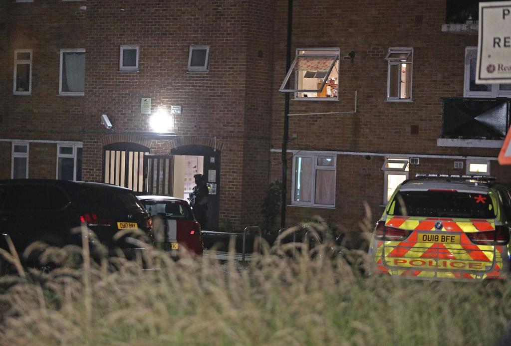英南部で複数人刺傷　６人死傷と英メディア報じる
