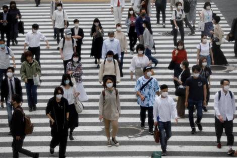 東京都､新型コロナウイルス新規感染55人を確認　小池知事｢職場で集団感染が発生｣