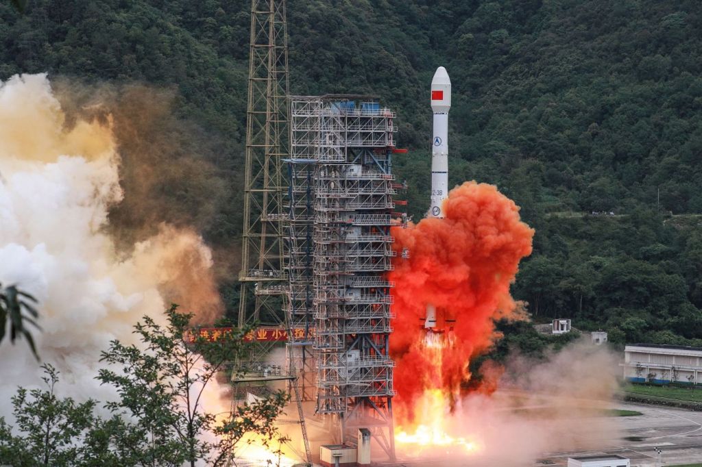 中国のGPS代替システム「北斗」が最後の測位衛星を打ち上げ