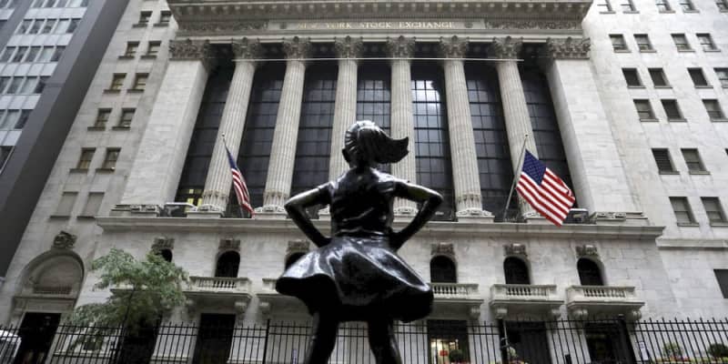 NY株反発、299ドル高　米金融規制緩和を好感