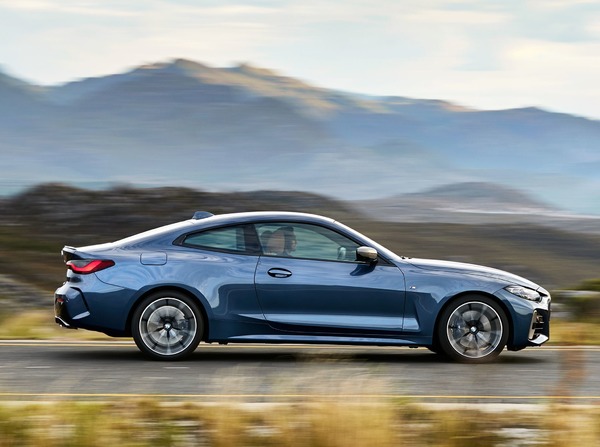BMW 4シリーズ 新型に「Mカーボンエクステリアパッケージ」、欧州で設定