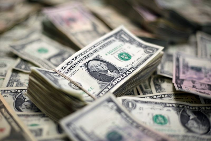 アングル：金融市場「コロナ有事」脱出か、ドル不足解消の兆候