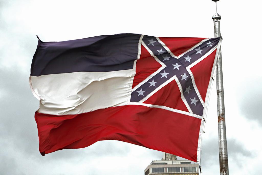 【抗議デモ】ミシシッピ州旗、南軍旗の紋章を削除へ　全米で最後