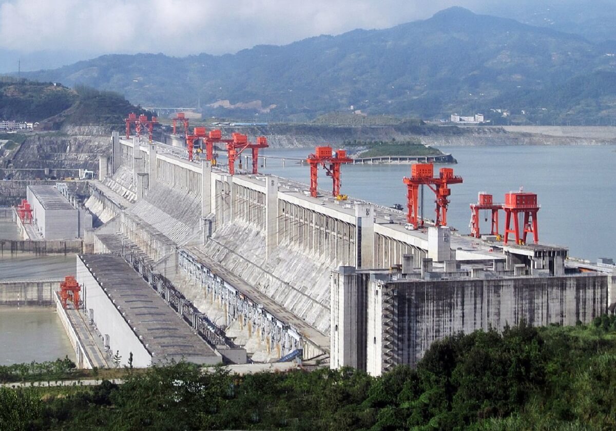 中国・超巨大な三峡ダム、決壊へ警戒高まる上海など主要経済都市が水没なら国家的危険