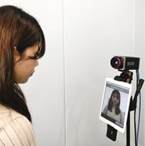 顔認証とサーマルカメラでクラスター発生を予防　NECが新システム