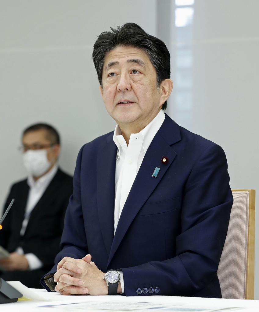 首相「自衛隊１万人態勢で対応を」九州大雨で指示