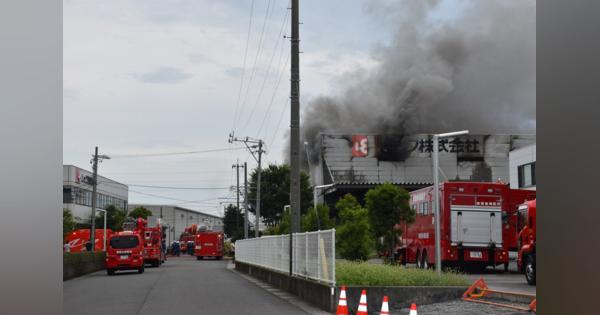 消防・警察4人の捜索難航　静岡・工場火災　煙や熱気すさまじく