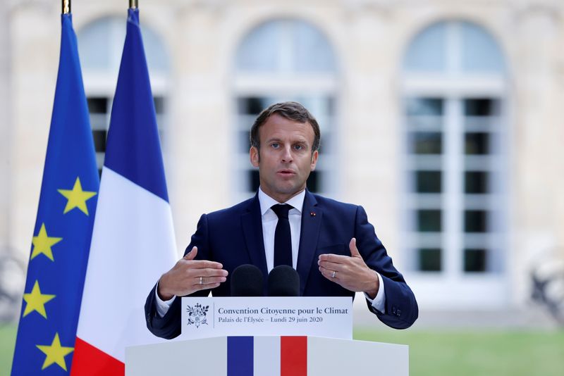 仏、新内閣閣僚を発表　景気回復や環境への取り組み強化へ