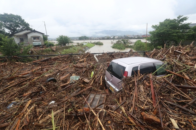 「水が全てを飲み込み、泥だけが残された」――写真で見る熊本豪雨 - 「週刊文春」編集部 - 文春オンライン