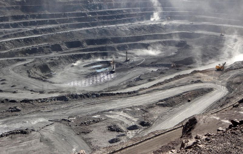 焦点：膨張する中国企業の鉱物資源買収、豪加当局が「待った」