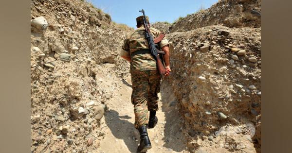 アルメニア・アゼルバイジャン国境で軍事衝突、4人死亡
