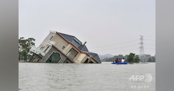 記録的豪雨の中国、長江流域で洪水の影響続く