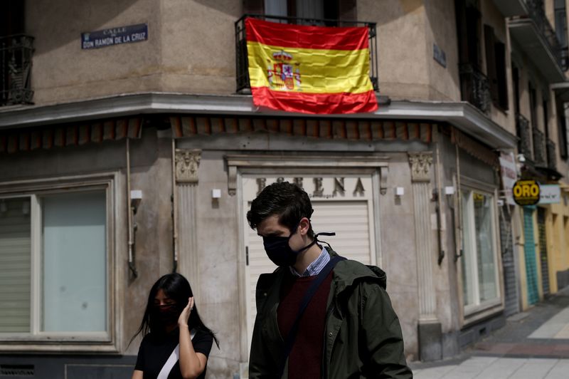 バルセロナ住民に不要不急の外出自粛要請、コロナ再拡大で