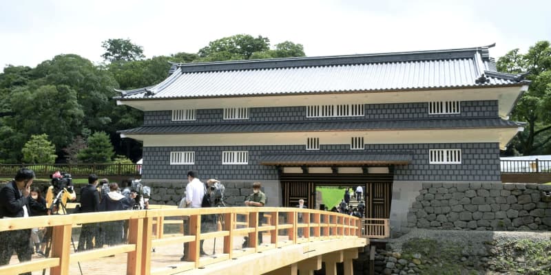 石川・金沢城の門と橋を復元　江戸時代の面影取り戻す