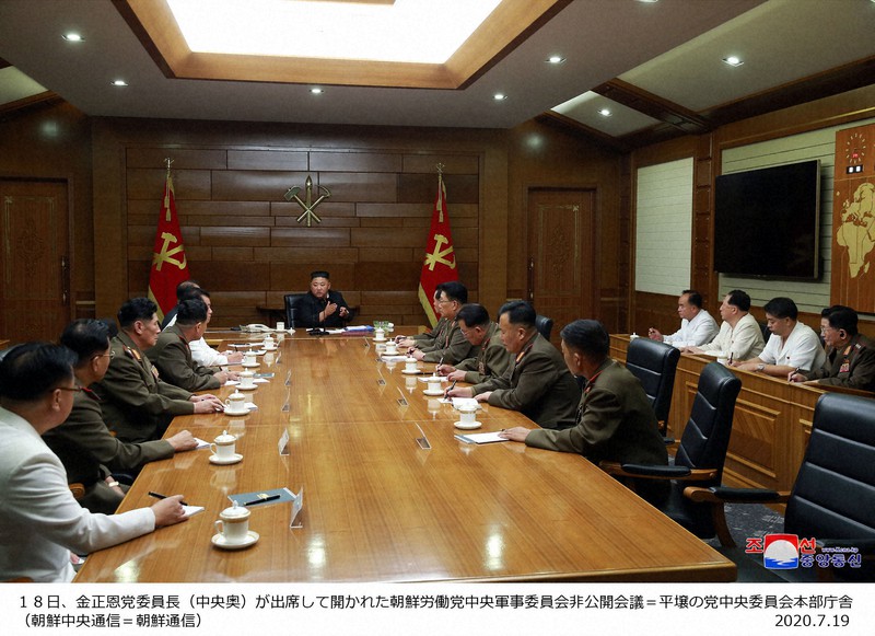 金委員長　命令書に署名　核ミサイル関連か　党中央軍事委出席「戦争抑止力」を強化