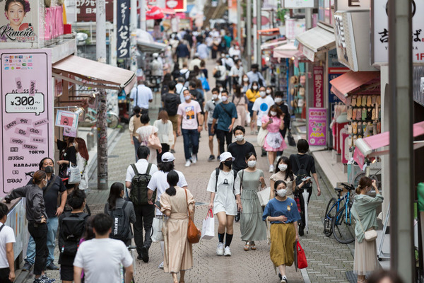コロナ国内死者1000人超、”重症化”の日本経済は回復まで「2年以上」予測［新聞ウォッチ］