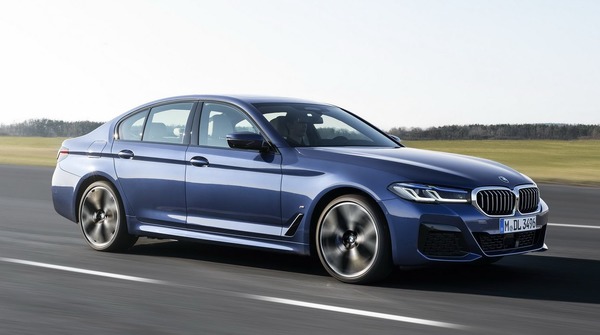 BMW 5シリーズ 改良新型に直6エンジンのPHV、燃費47.6km/リットル今秋欧州設定へ
