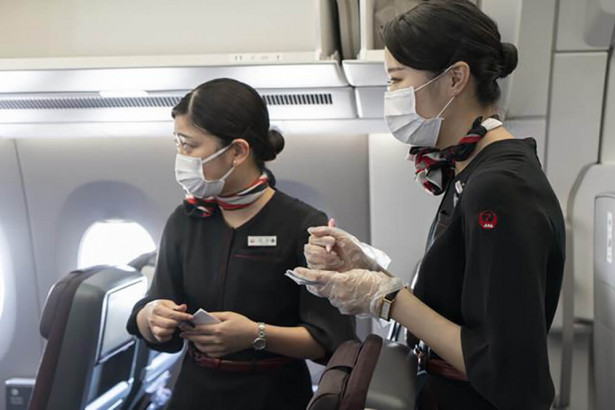 知りたかった飛行機の感染防止対策　JALが徹底する消毒やサービスへの工夫とは